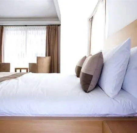 Mb Hotel 2*
